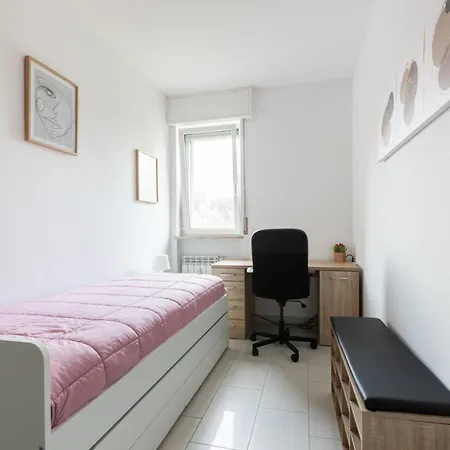 Apartment Bisceglie Mm Balcony King Milan
